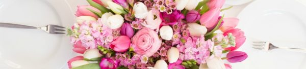 Der Trick mit der Blumenschale - ein DIY für selbstgemachte Blumengestecke von und für Nicht-Floristen