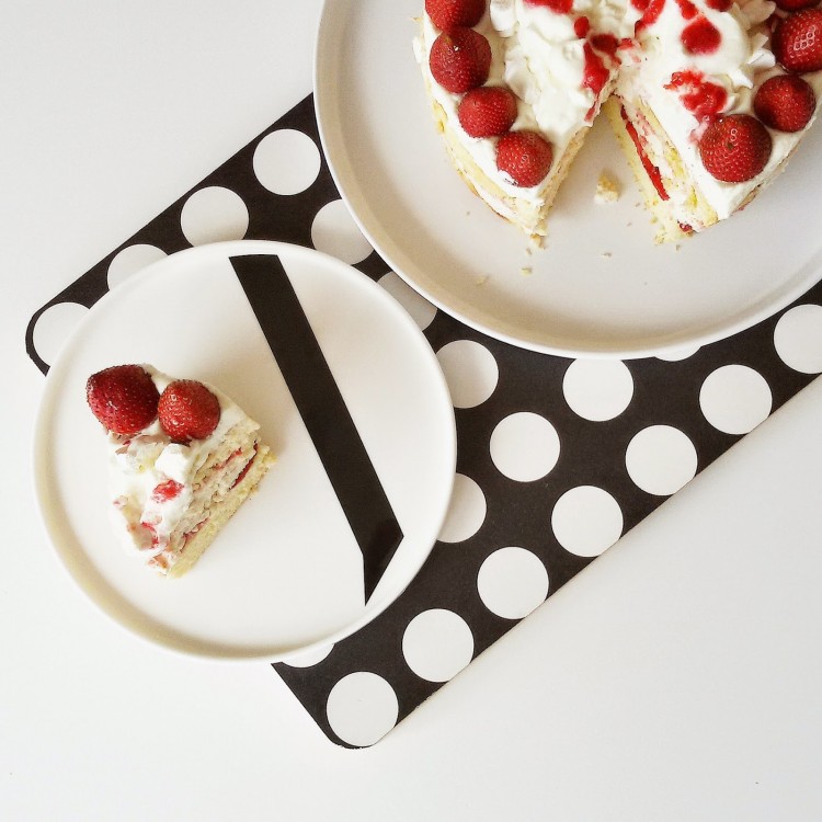 Mammilade - Eton-Mess-torte