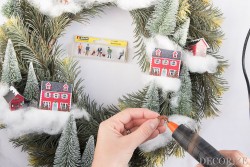 decorize-weihnachten-diy-tuerkranz-6-von-7