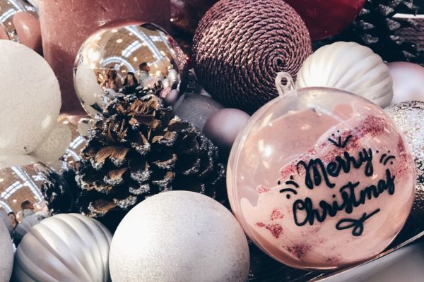 DIY Weihnachtskugeln - Handlettering mit Trick 17 Weihnachtskugel Handlettering Xmas