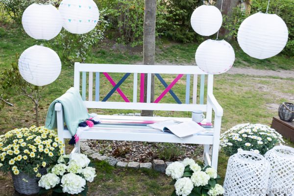 Jetzt Wird S Bunt Gartenbank Farbig Lackieren Decorize